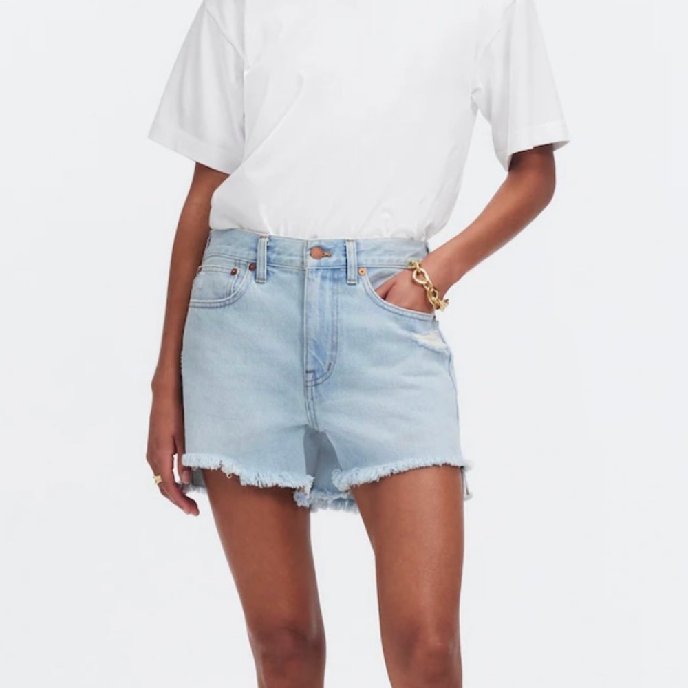 Madewell Relaxed Mid-Length Denim Shorts in Wengler Wash: Step-Hem Edition